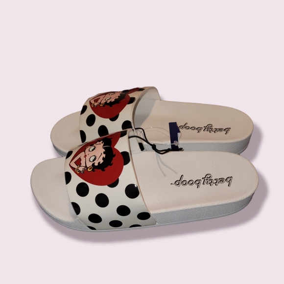Betty Boop White Slides Women's size 8 NWT - Picture 2 of 5